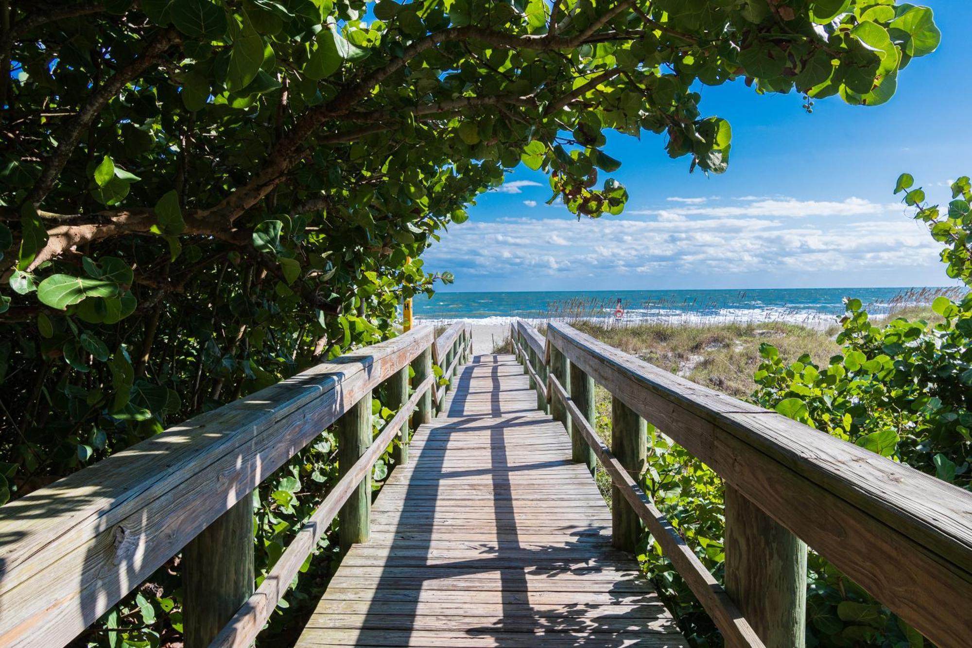 Aparthotel 400 South Cocoa Beach Exterior foto